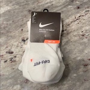 Nike White Crew Dri-fit Socks